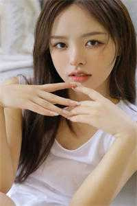 《八零漂亮后妈，嫁个厂长养崽崽》周越深司念